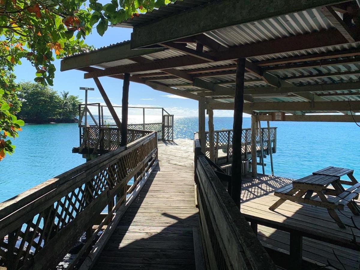 Lusia'S Lagoon Chalets Salelologa Esterno foto